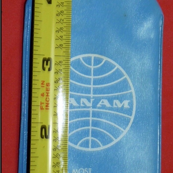 Vintage Pan Am Airlines Logo Flight Attendant RARE Vinyl luggage tag w/Chain 5” - Picture 3 of 4